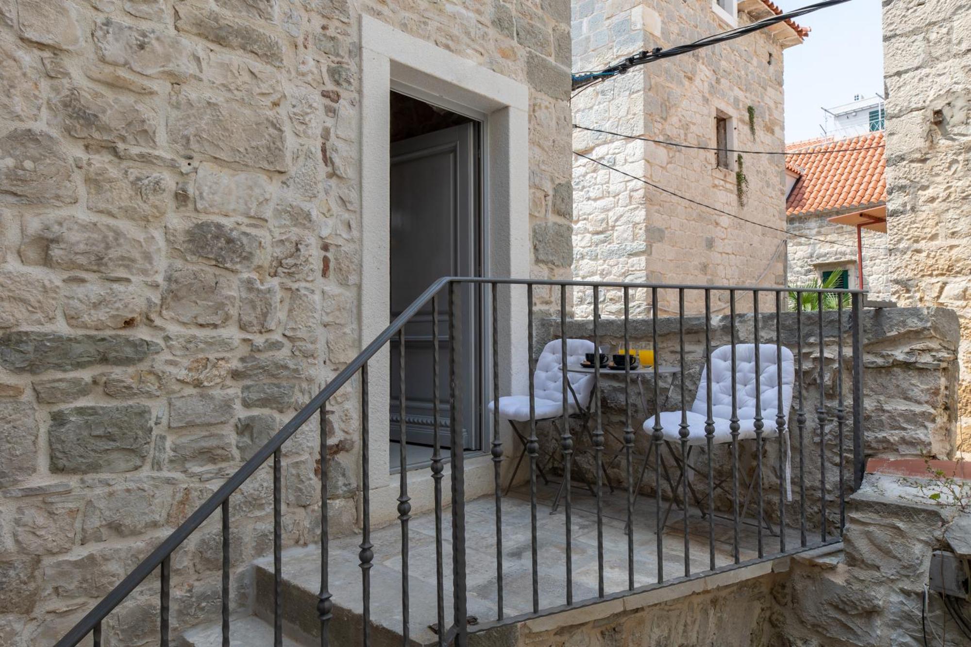 Balturio Boutique 4 Stars Properties In The Center Kaštela Εξωτερικό φωτογραφία