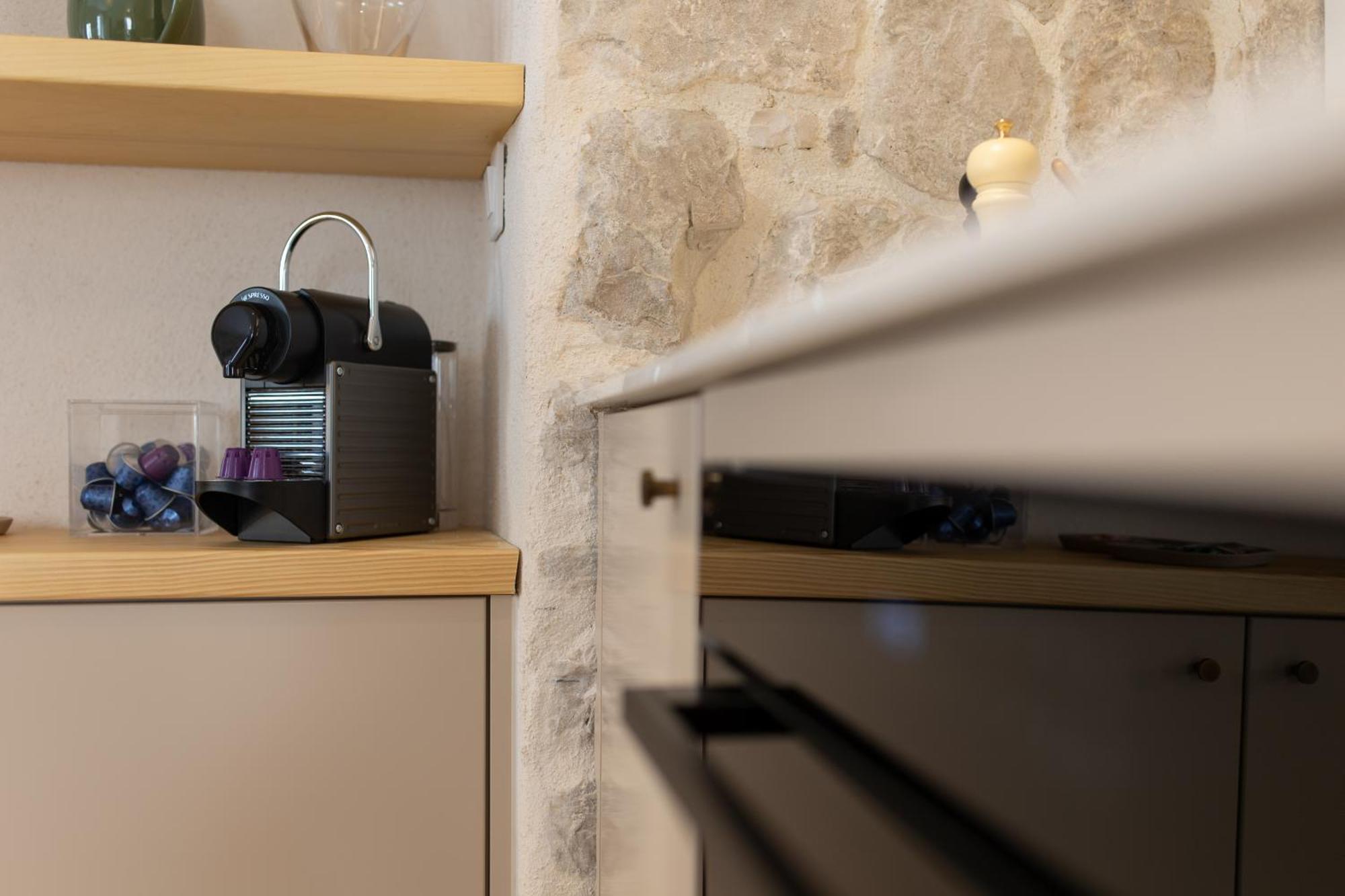 Balturio Boutique 4 Stars Properties In The Center Kaštela Δωμάτιο φωτογραφία